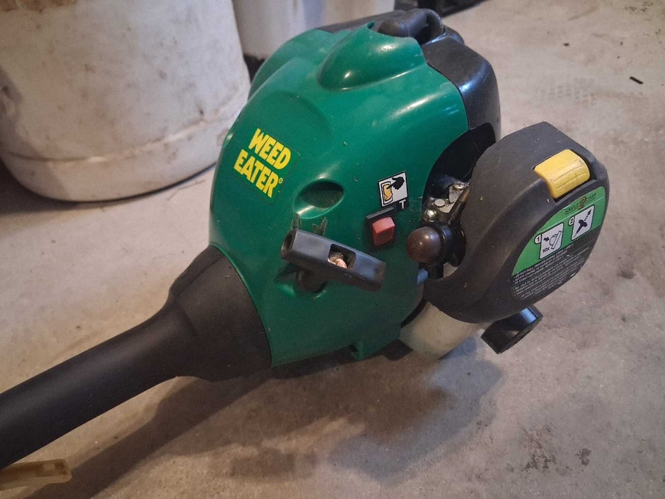 Weed Eater String Trimmer or snap on snap on 3 blade | Lawnmowers ...