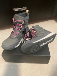 Sorel Winter Boots - NEW Youth size 6