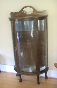 Vintage Curio Cabinet