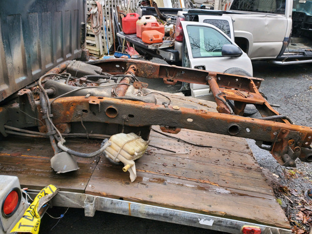 2006 Chev 1500 4×4 king cab Frame in Auto Body Parts in Dartmouth - Image 2
