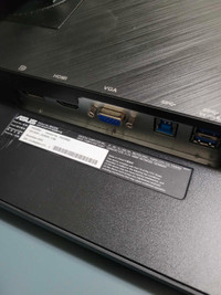 ASUS  M712U + 24" ProArt monitor. Mint. $400