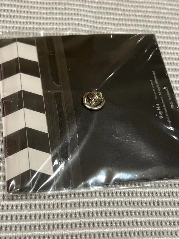 NEW BTS Official 6th Global ARMY Fan Club Membership Kit Cinema in Arts & Collectibles in City of Toronto - Image 3