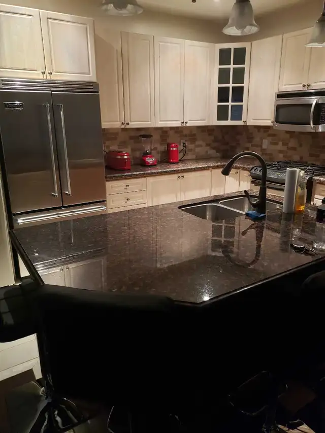 $ 850. Feb 1st. Furnished bedroom in home. Burlington.