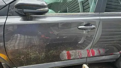 Parting out 2018 Rav 4 le fwd model, 57,000 kms , What is left is left front driver's door complete...