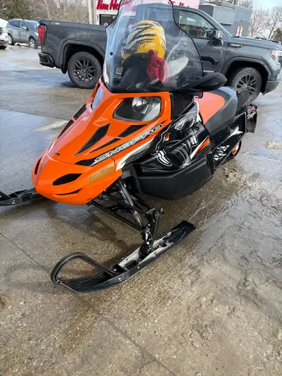 2010 artic cat snowpro 800 Really amazing machin , the clutches are rebuilt New track pre studed New...