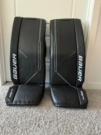 Bauer Supreme M5 Intermediate Goalie Pads, View more