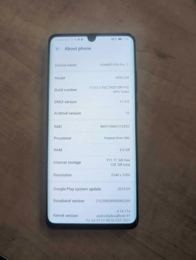 Huawei P30 Pro in Cell Phones in Kawartha Lakes