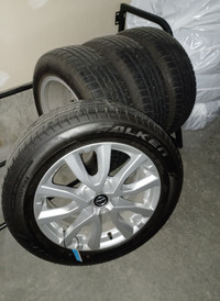 2022 Nissan Qashqai OEM 17 Inch Tire + Rims + TPMS...