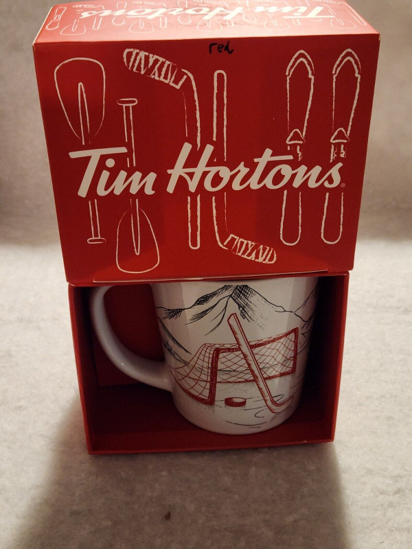 Tim Hortons Hockey Mug in Arts & Collectibles in Dartmouth