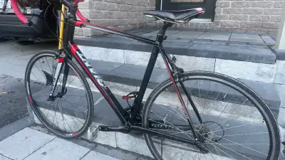 Road bike Giant Defy , View more