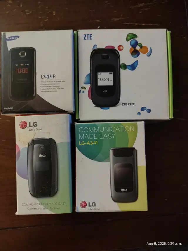 Four vintage flip phone's in Cell Phones in Thunder Bay - Image 2