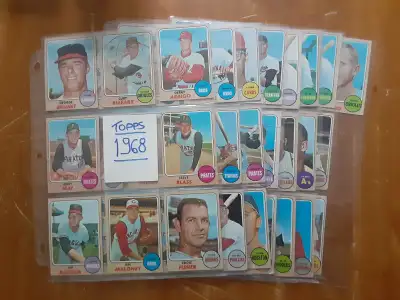 LOT DE CARTES DE BASEBALL VINTAGES DE TOPPS 1968, View more