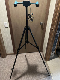 Tripod with light