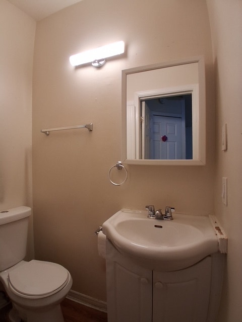 Cozy & All-Inclusive Downtown 1-Bed Apartment – $1,150/mo! 2