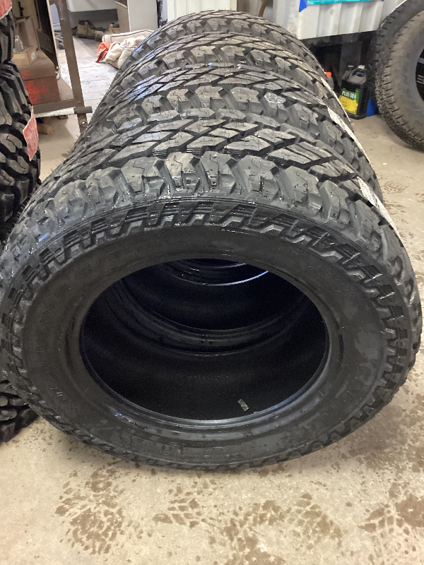 35x1250r20  Cooper Discoverer ST Maxx in Tires & Rims in Kawartha Lakes - Image 3