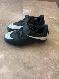 11t soccer cleats