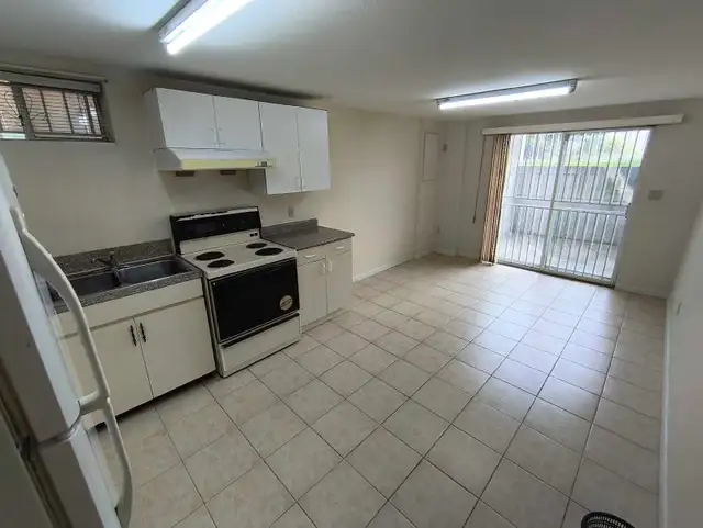 2 bedroom basement suite @ Victoria and 53 Ave 
