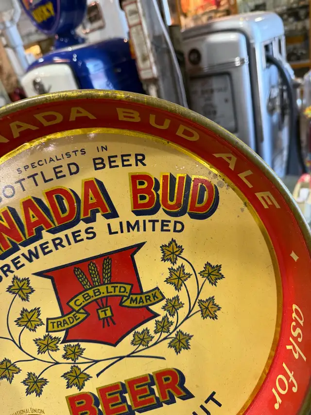 early Canadian Bud tray  in Arts & Collectibles in Edmonton - Image 4