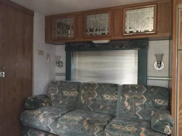 1995 Terry Jubilee 29 Ft. RV Bumper Tow Restoration Project in Travel Trailers & Campers in Kamloops - Image 3