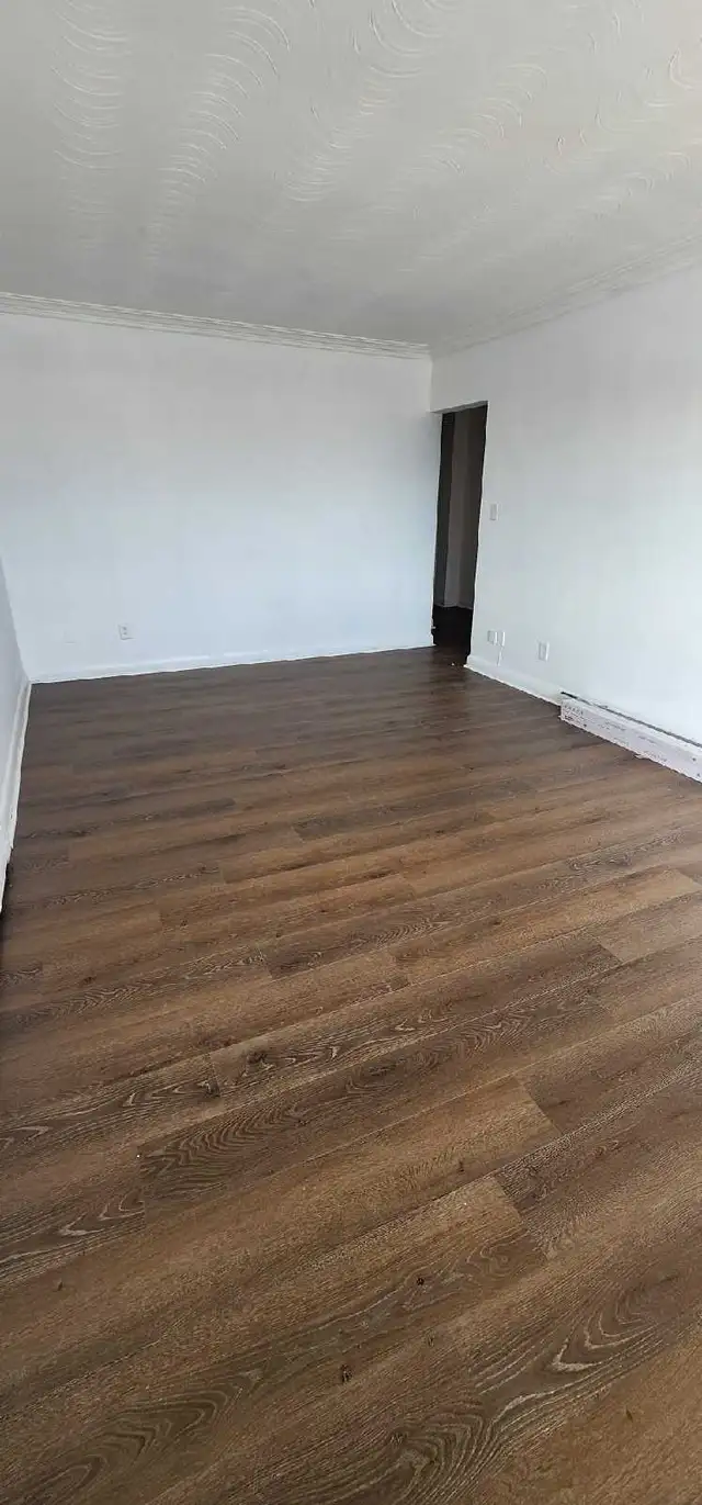 Flooring installation 430219715748177929