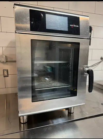 Selling high-end commercial kitchen equipment, ideal for restaurants, catering companies, or serious...