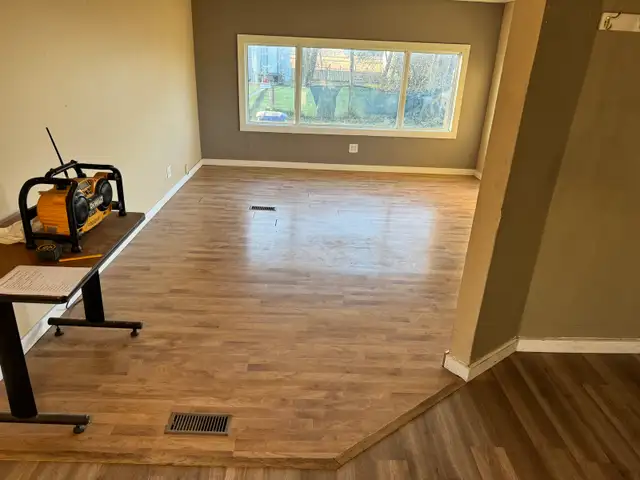 Large Renovated 3 Bedroom Mobile Home. Pet Friendly!