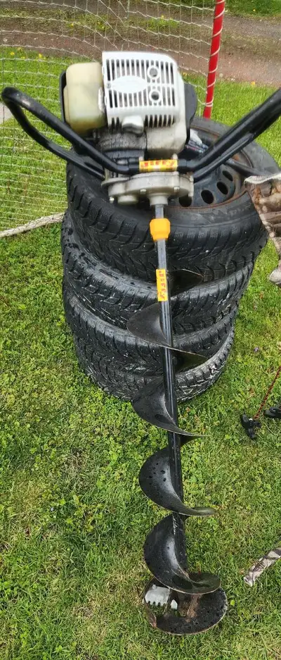 Jiffy Ice Auger Runs $275 Located in Marmora