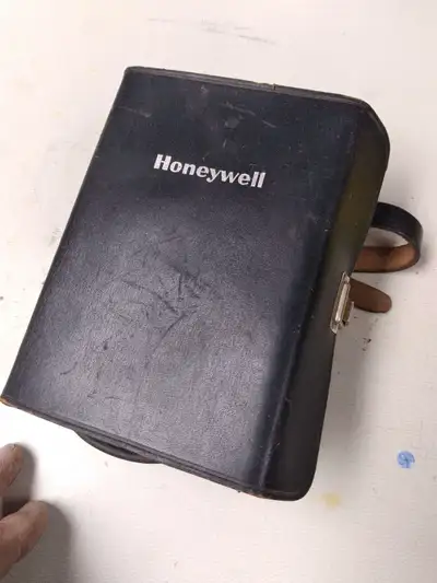 This is a used Honeywell analog meter, perfect for vintage electronics enthusiasts and collectors. T...