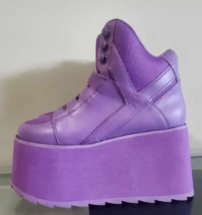 Y.R.U. Qozmo Hi Purple Platform Sneakers – Size 9 – Like New, View more