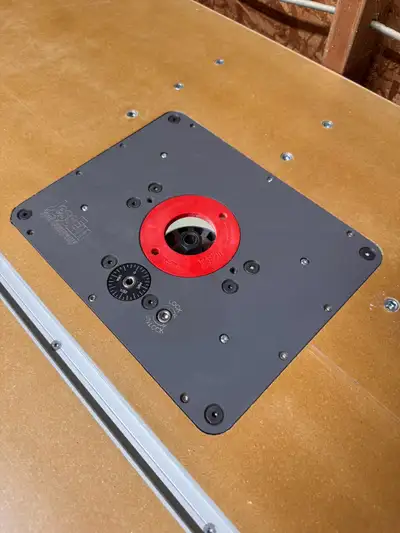 Selling my Jessem Rout R Lift II (Router and router table not included). Brand new, bought for my ne...