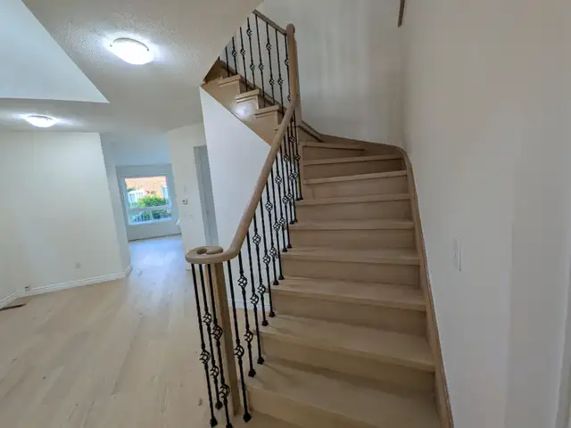 Beautifully Renovated Home for Rent in Churchill Meadows in Long Term Rentals in Mississauga / Peel Region - Image 9