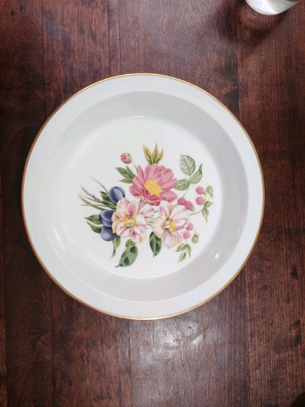 Used, Vintage 1978 Royal Worcester pie plate for Sale! for sale  