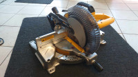 DEWALT Compound Mitre Saw - 15 A - 10-in Missing Tool And Bag
