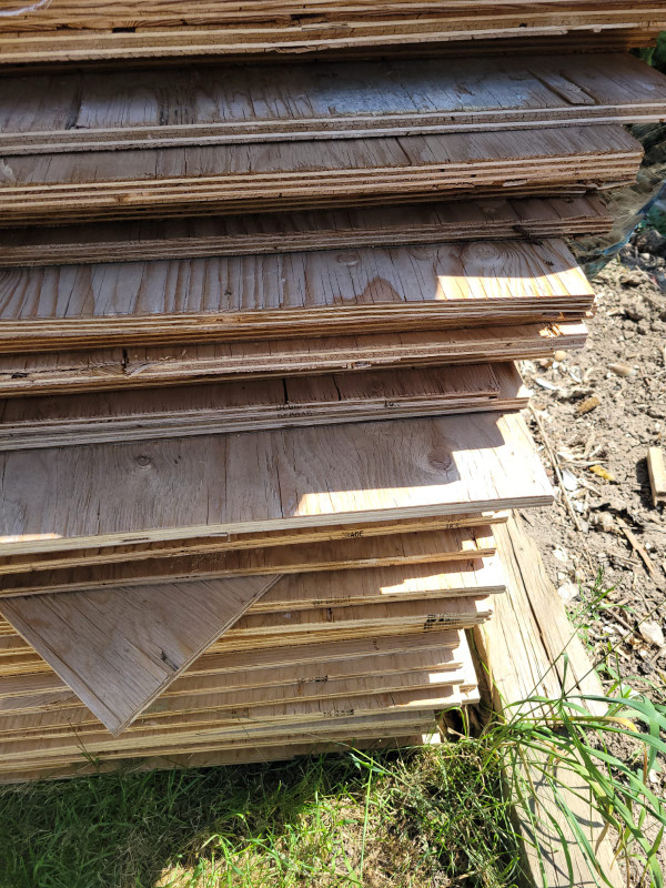 Plywood for sale 1/2 and 3/4inch 8×4,3045 price is negotiable