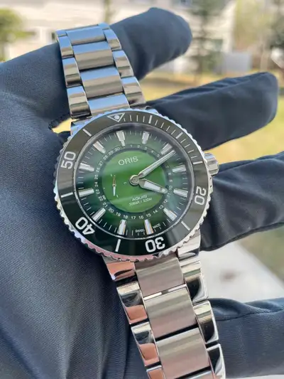 Oris Hangang limited edition. Excellent condition Full set No trades, for sale only