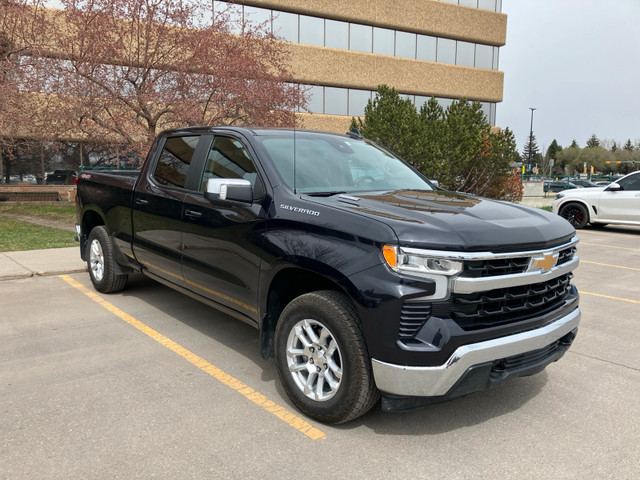 2022 Chevrolet Silverado 1500 4 x 4 Crew Cab 6’6” Box  in Cars & Trucks in Calgary