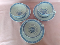 Vintage Chinese Porcelain Rice Grain Cup & Saucers