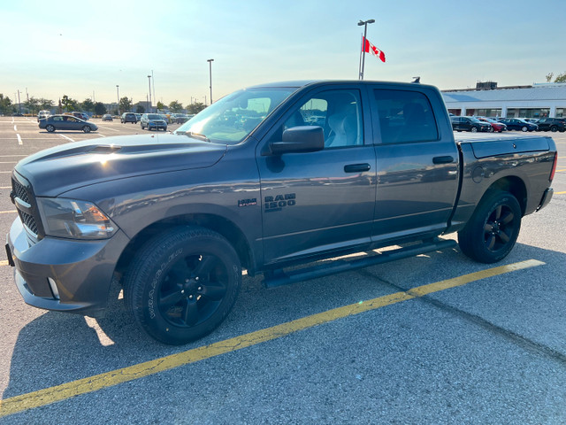 2021 Ram 1500 Clasic Express 4x4 Crew Cab, 5.7 Box in Cars & Trucks in Markham / York Region