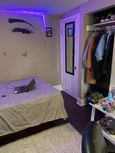 Sandy Hill (Stewart) room All-incl price. Female Only