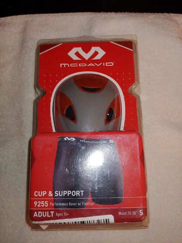 McDavid performance boxer with FlexCup size small. New never use in Exercise Equipment in City of Halifax - Image 4