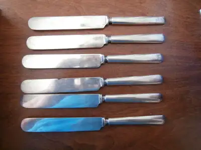 Silverware Flatware 52 Pieces Plus Chest, View more