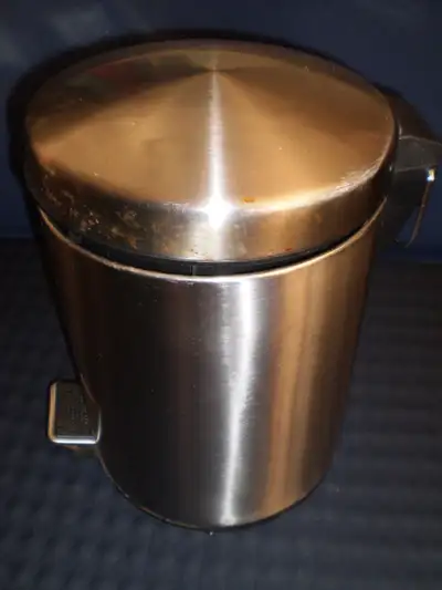 Stainless Steel Foot Pedal Metal Trash Can with Lid and inner removeable bin, 12in H x 8in D $10 or...