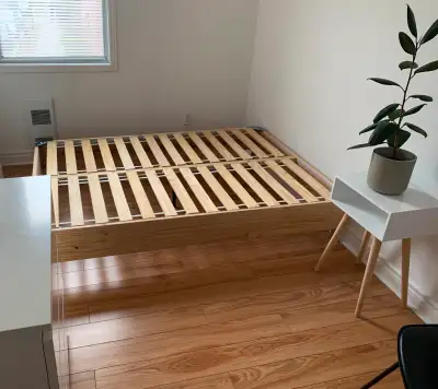 Lit IKEA modèle LYNGÖR en pin massif, View more