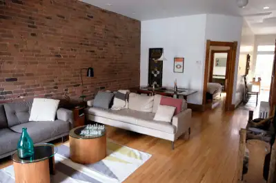 9 1/2 RDC avec sous-sol fini - finished basement -  Mile End