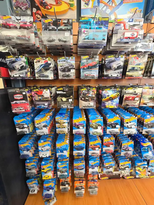Hot Wheels & Diecast Parking lot Sale! in Events in Edmonton - Image 5