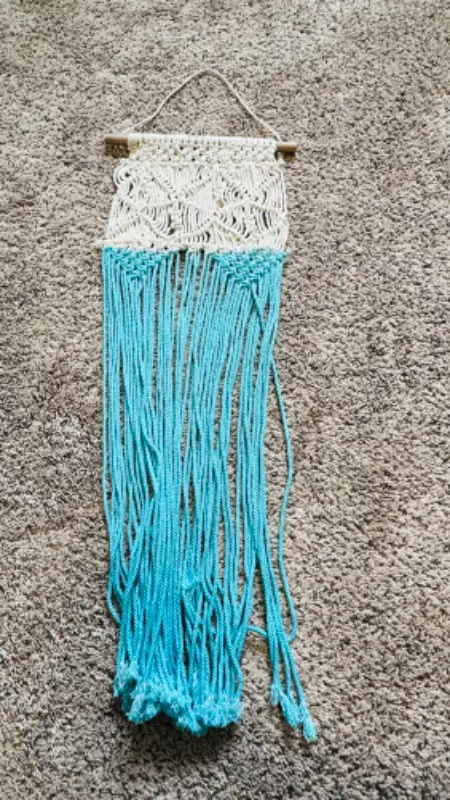 Hanging indoor door decor (25 inches) in Home Décor & Accents in Calgary - Image 2