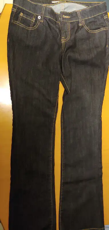 New Old Navy Diva Jeans Size 2 Short Boot Cut, View more