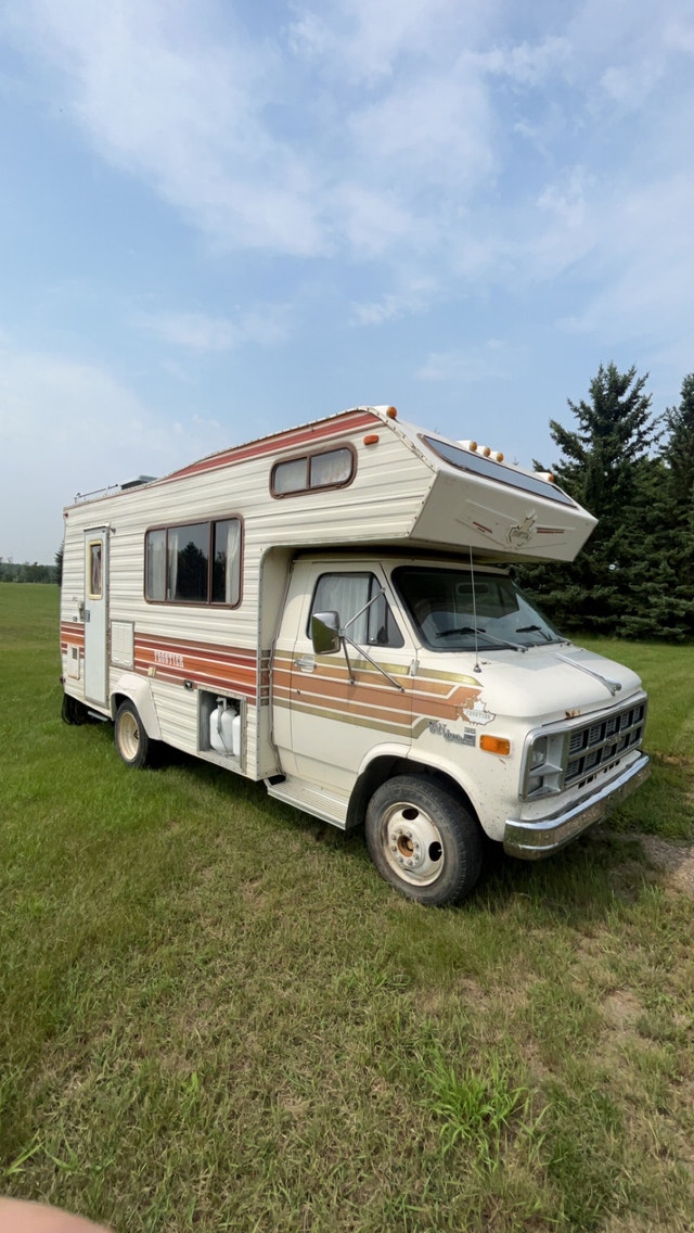 1981 GMC Frontier G Series Van RVs & Motorhomes Lloydminster Kijiji