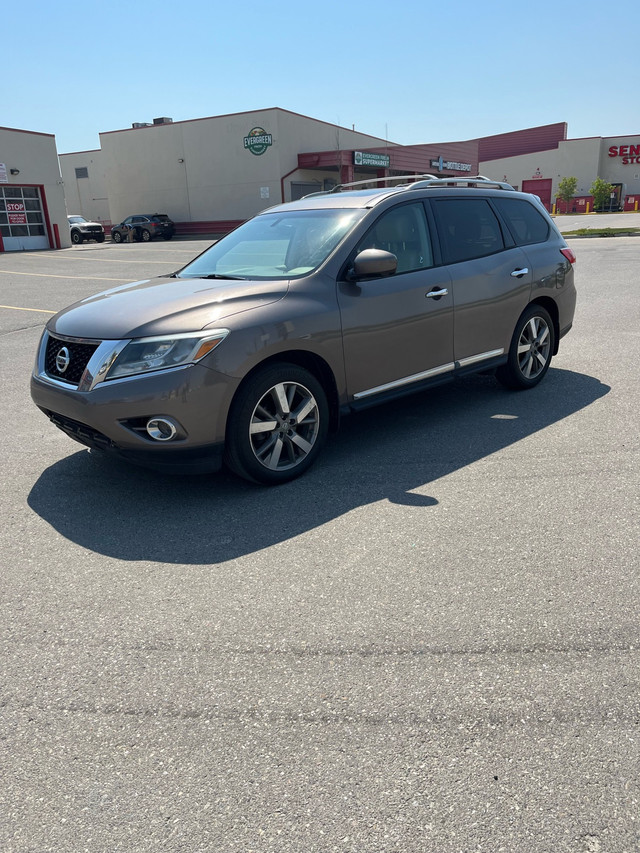 2014 Nissan Pathfinder Platinum  in Cars & Trucks in Calgary - Image 2