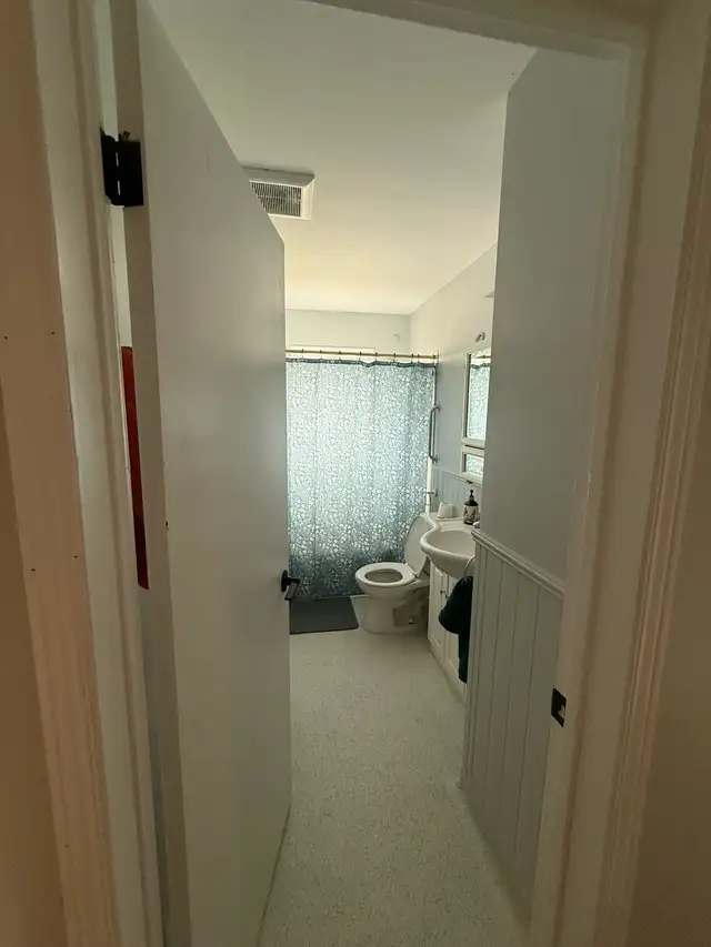 2 bedroom apartment in Long Term Rentals in Cole Harbour - Image 5